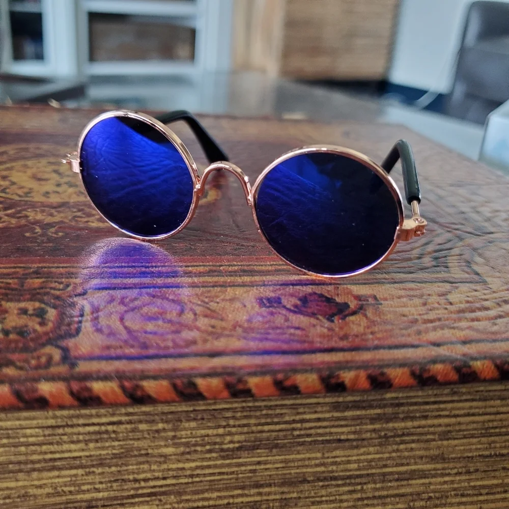 NEW Pet Sunglasses Cat 🐈 😻 Dog 🐕 L👀K